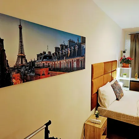 Terrace-view 2br For Business & Leisure, Free Parking & Gym, Near Metro & Aqua Sport Centre * Prag