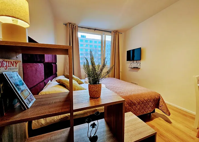 Apartment Terrace-view 2br For Business & Leisure, Free Parking & Gym, Near Metro & Aqua Sport Centre