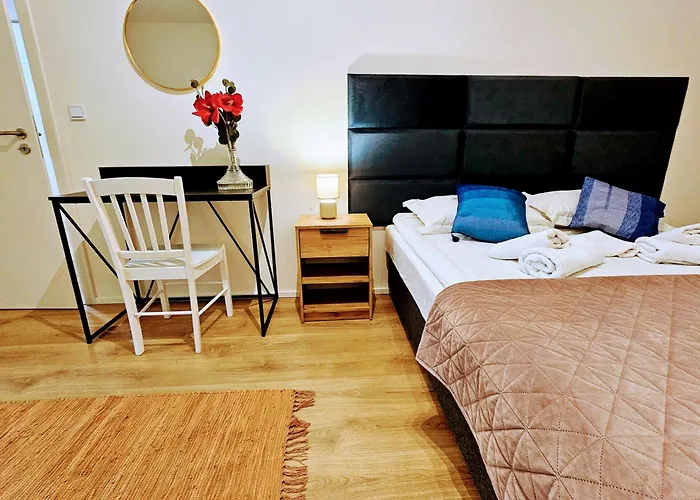 Apartment Terrace-view 2br For Business & Leisure, Free Parking & Gym, Near Metro & Aqua Sport Centre